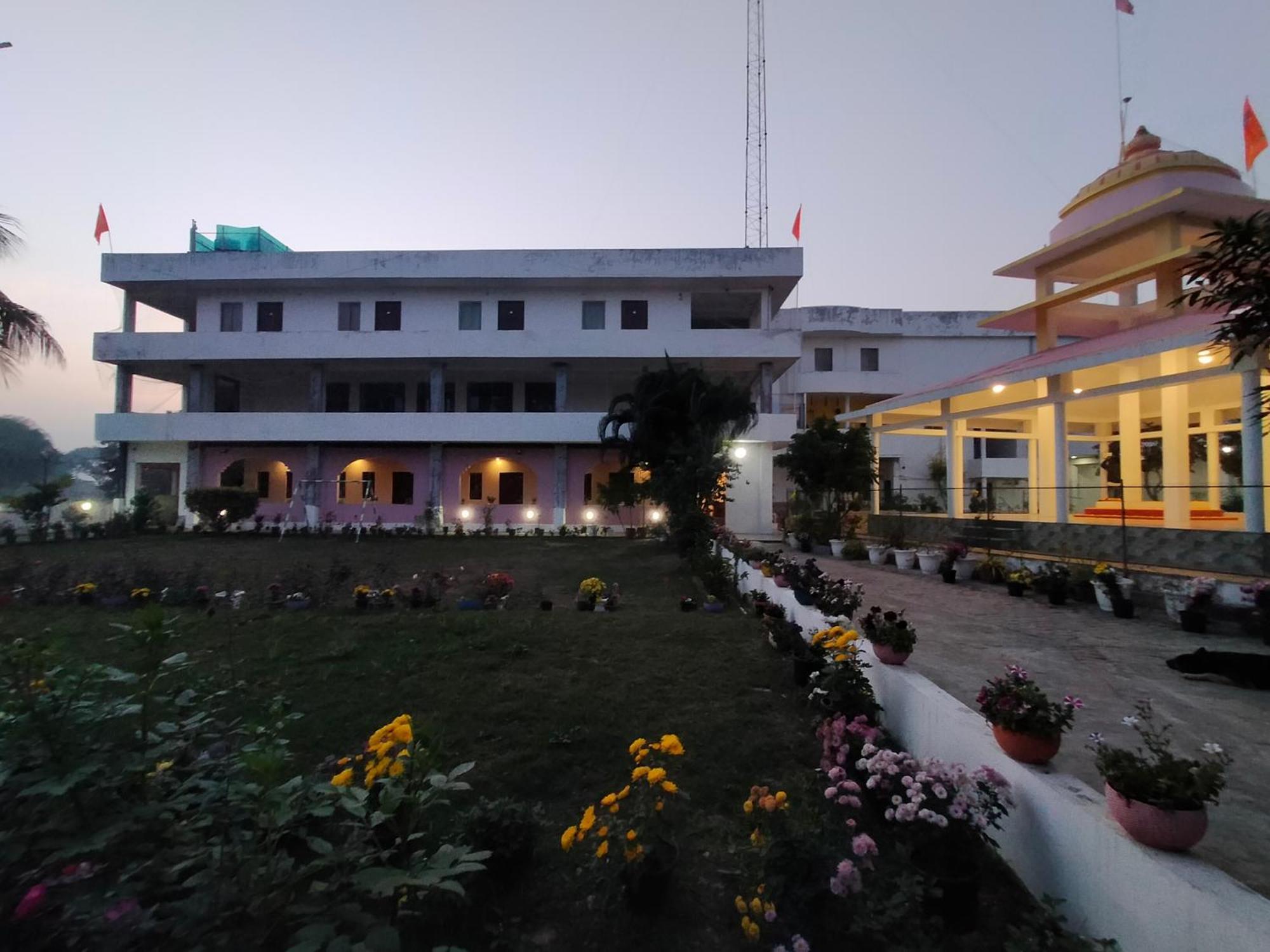 Vedic Villa Waranasi Zewnętrze zdjęcie